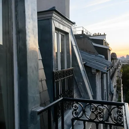 Magnificent Sacre-coeur - 18eme - By Feelluxuryholidays