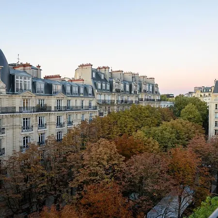 Magnificent Sacre-coeur - 18eme - By Feelluxuryholidays * Paris