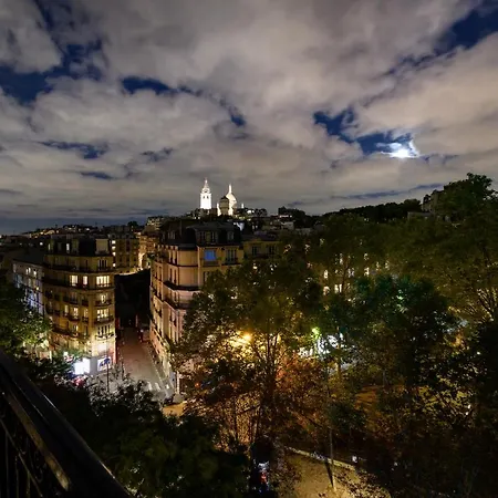 Magnificent Sacre-coeur - 18eme - By Feelluxuryholidays Paris